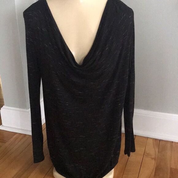 Olivia Moon black/subtle streak draped/button top - Picture 1 of 7